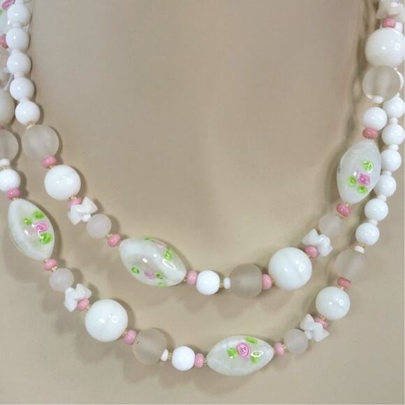 Vintage Milk Glass Necklace 34 Inch Length Floral Painted Murano Style Feminine - Picture 1 of 10